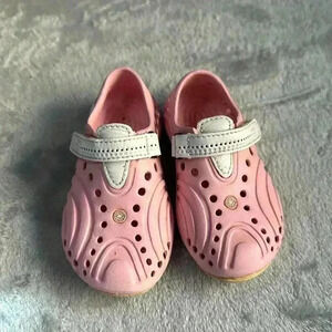 Dawgs -  baby/toddler sandals. Size 5